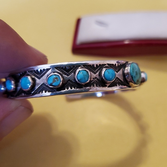 925 Turquoise Cuff Bracelet - Picture 8 of 13